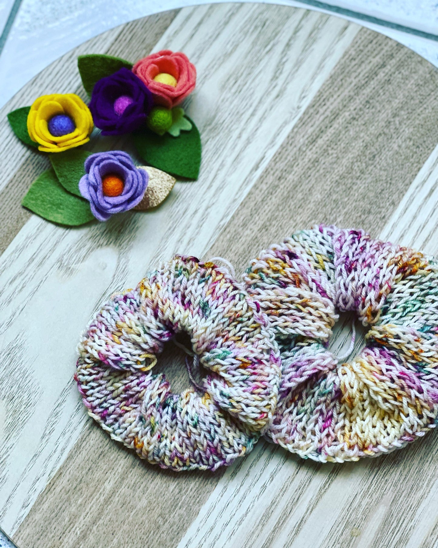 Circular Knitting Machine Pattern Scrunchies Beginner Friendly Visual Instructions Addi Sentro Scrunchie Kids hair tie display card headband