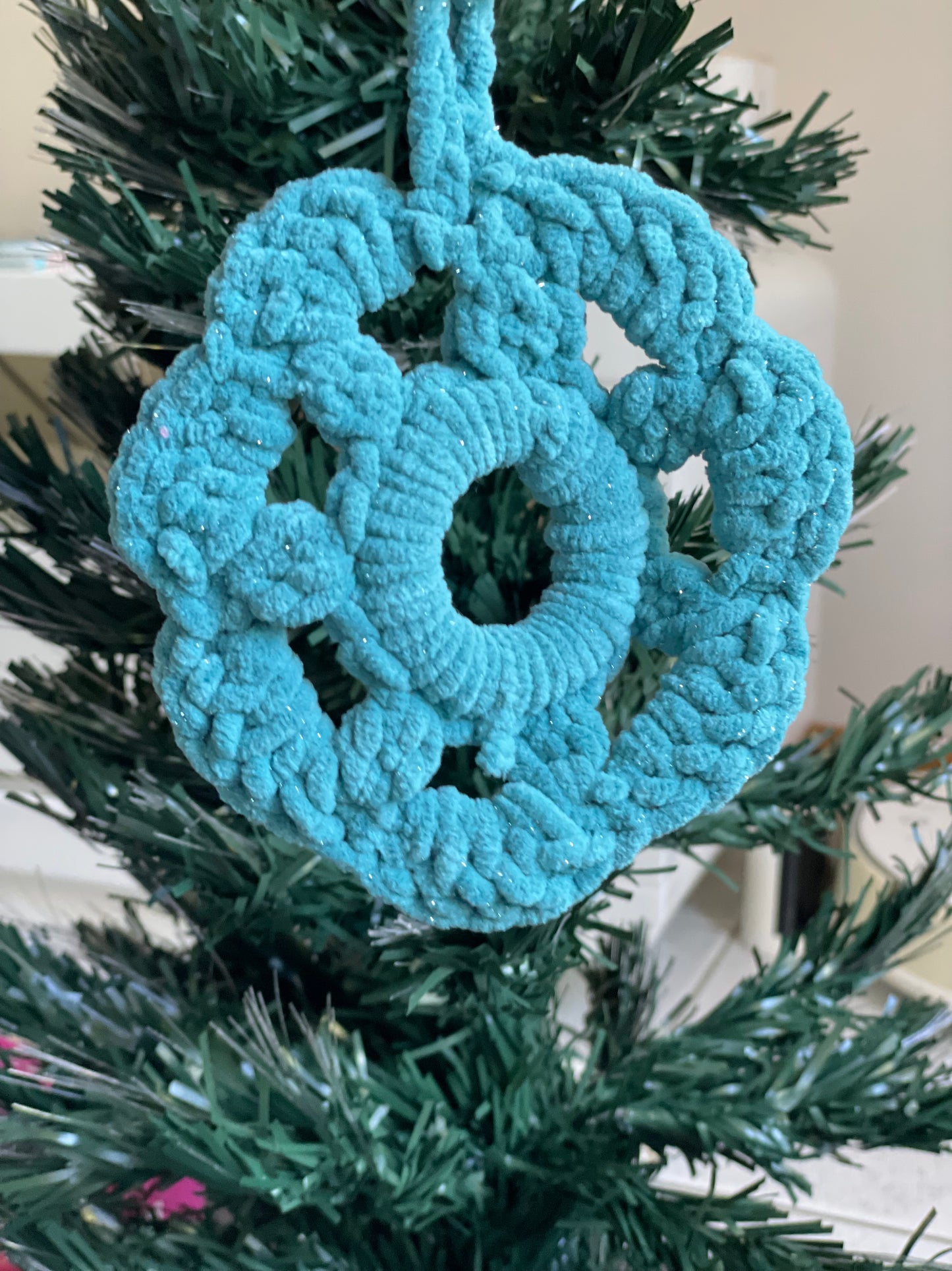 Plushy Christmas Loading Ornament