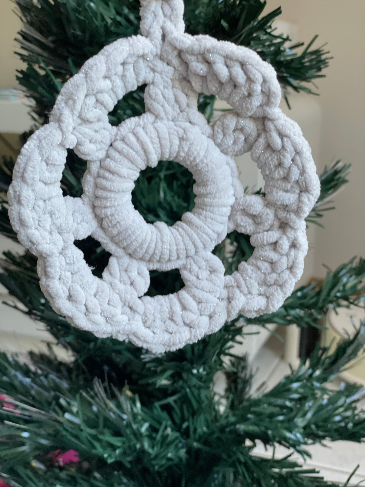 Plushy Christmas Loading Ornament